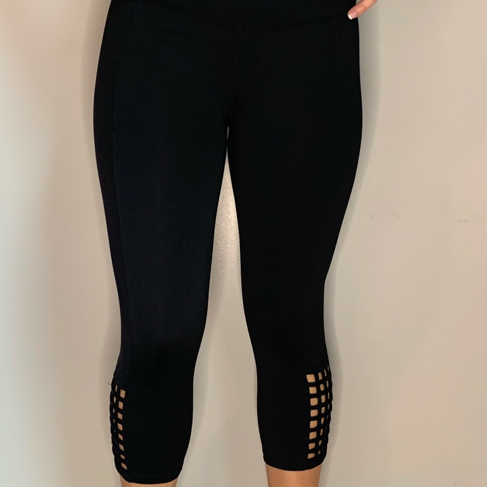 capri workout pants
